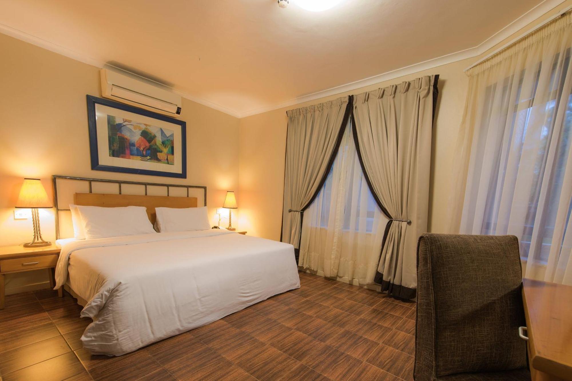 Protea By Marriott Oyster Bay Hotel