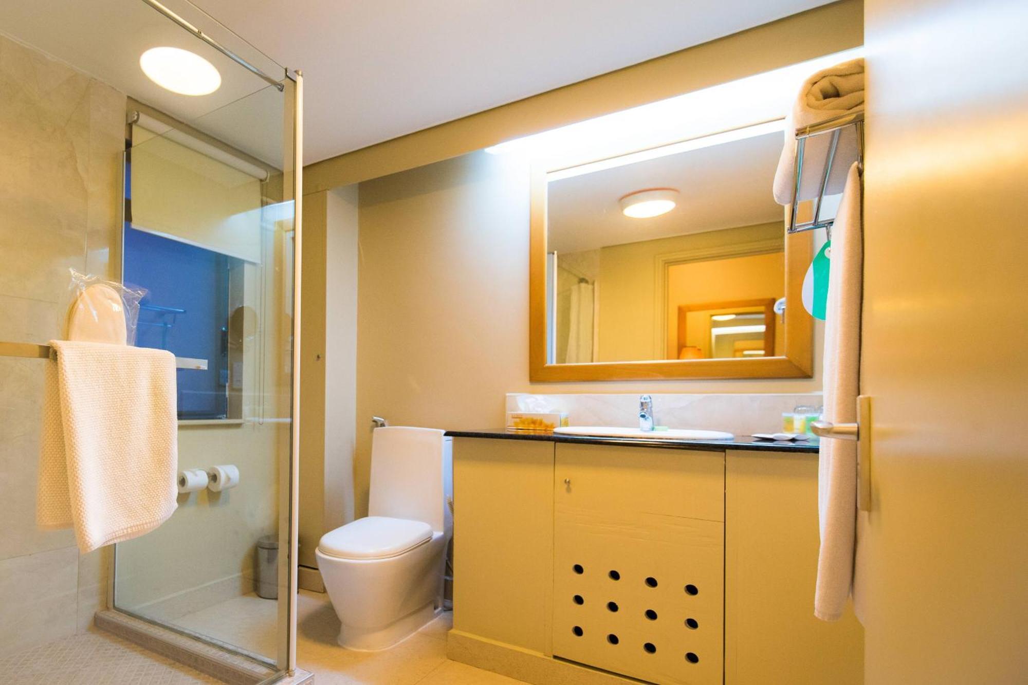 Protea By Marriott Oyster Bay 4*