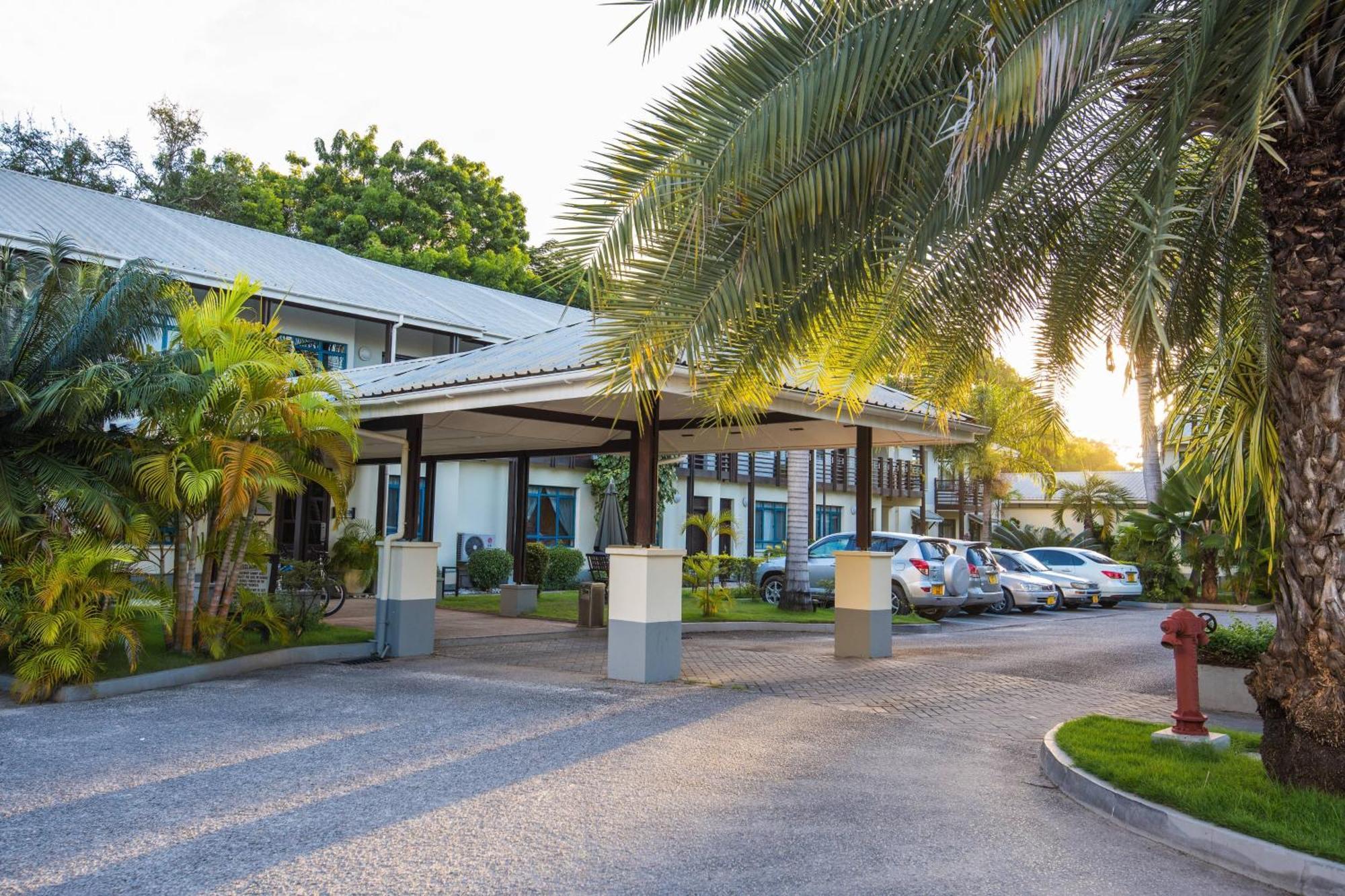 Protea By Marriott Oyster Bay Hotel 4*